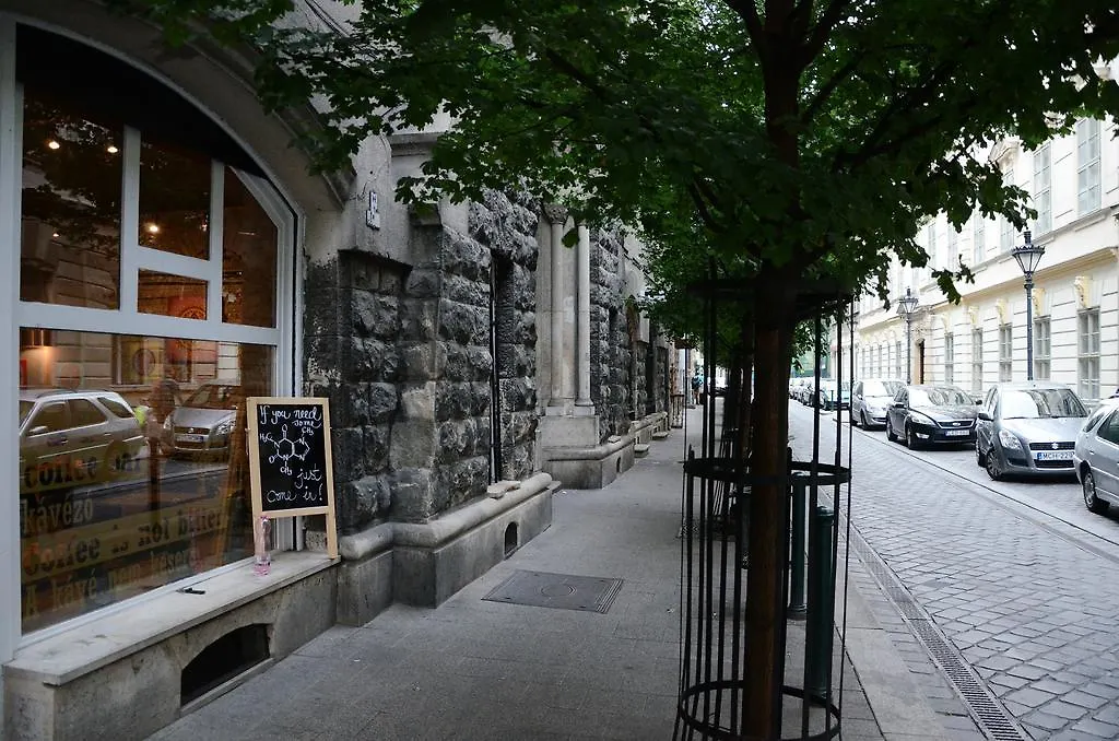 盖斯特瑞斯特一室公寓酒店 布达佩斯 0*,